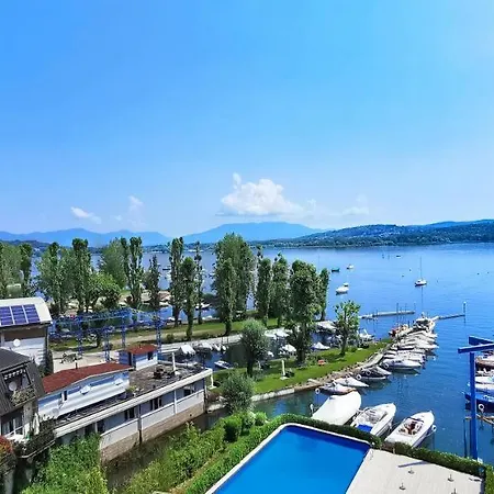 Passeggiata Sul Lago アパート